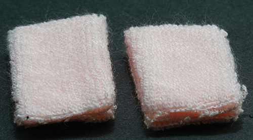 Dollhouse Miniature Pink Towel Set, 2pc